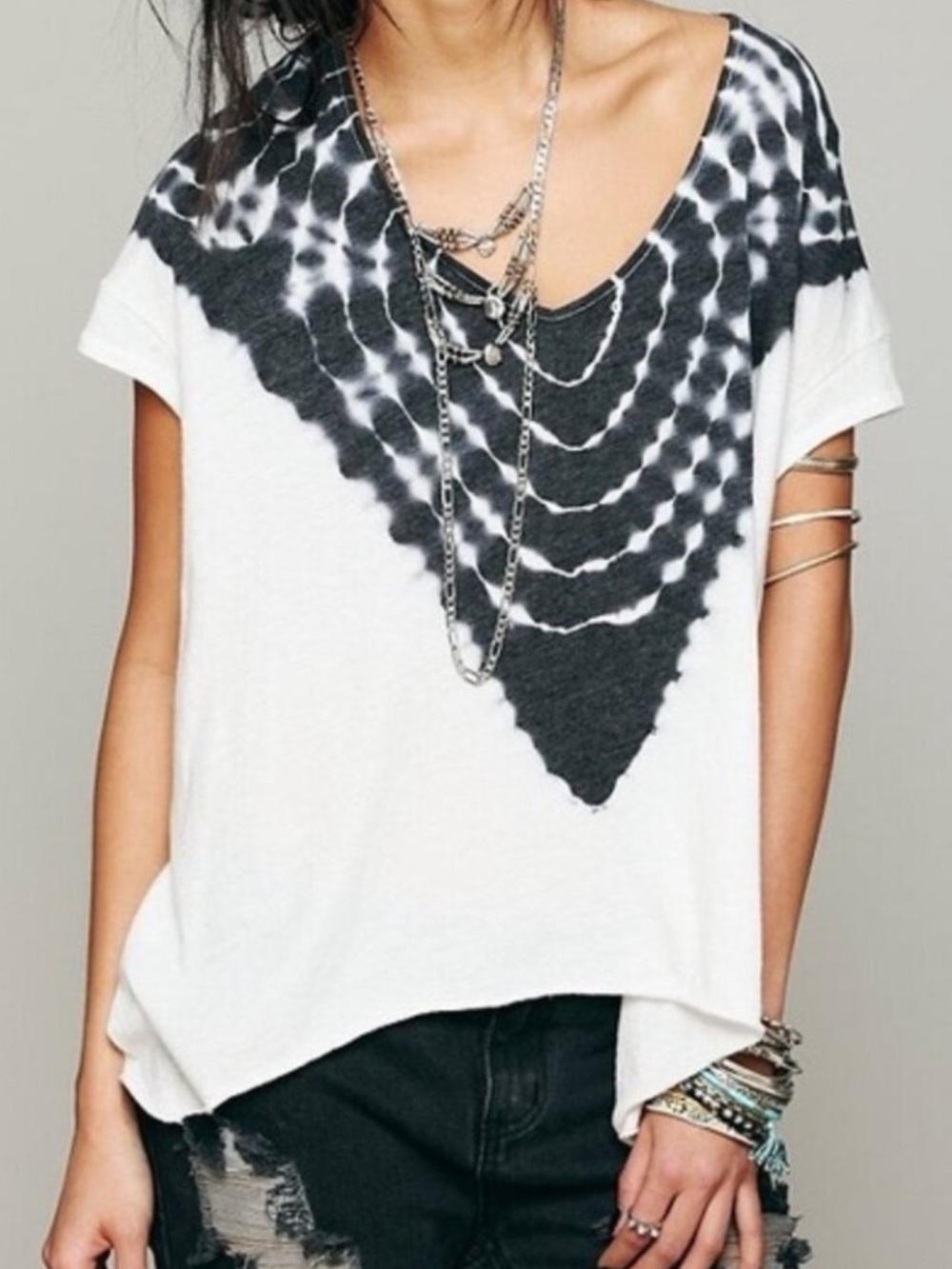 We The Free Shoreline Blue and White V-Tie Dye Short Sleeve Tee